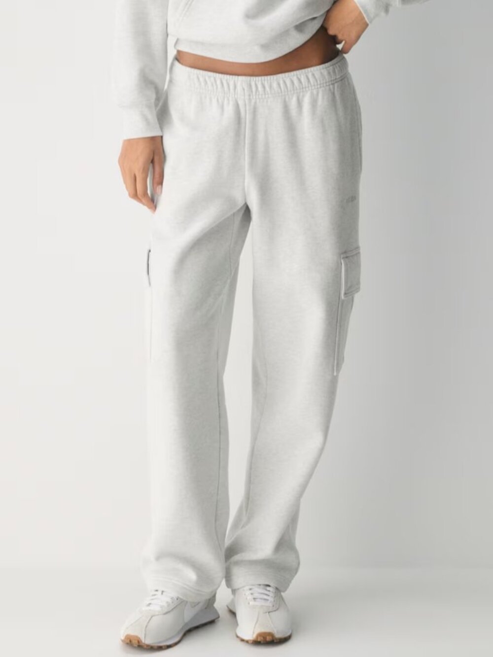 NWT Aritzia Sweatfleece MEGA CARGO Heather Cloud White XL